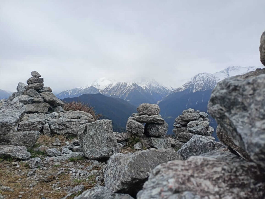 טרק  Hanumangarh  באזור ביר