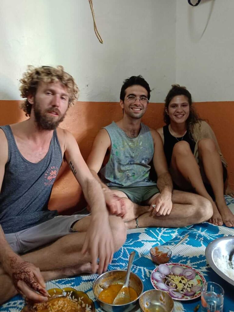 ארוחת צהריים ביתית בקוצ׳י