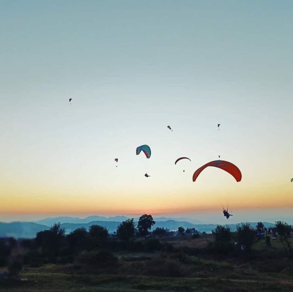 מצנחי רחיפה בביר