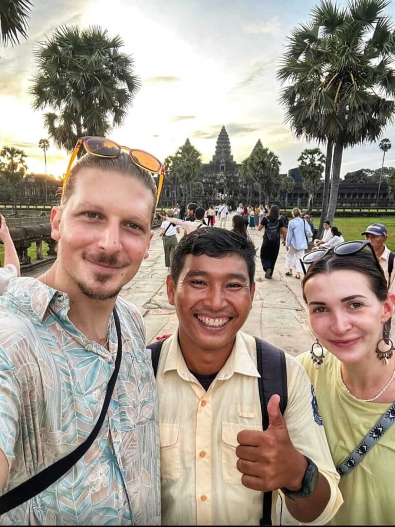 מדריך מקדשים עם טוק טוק בסיאם ריפ