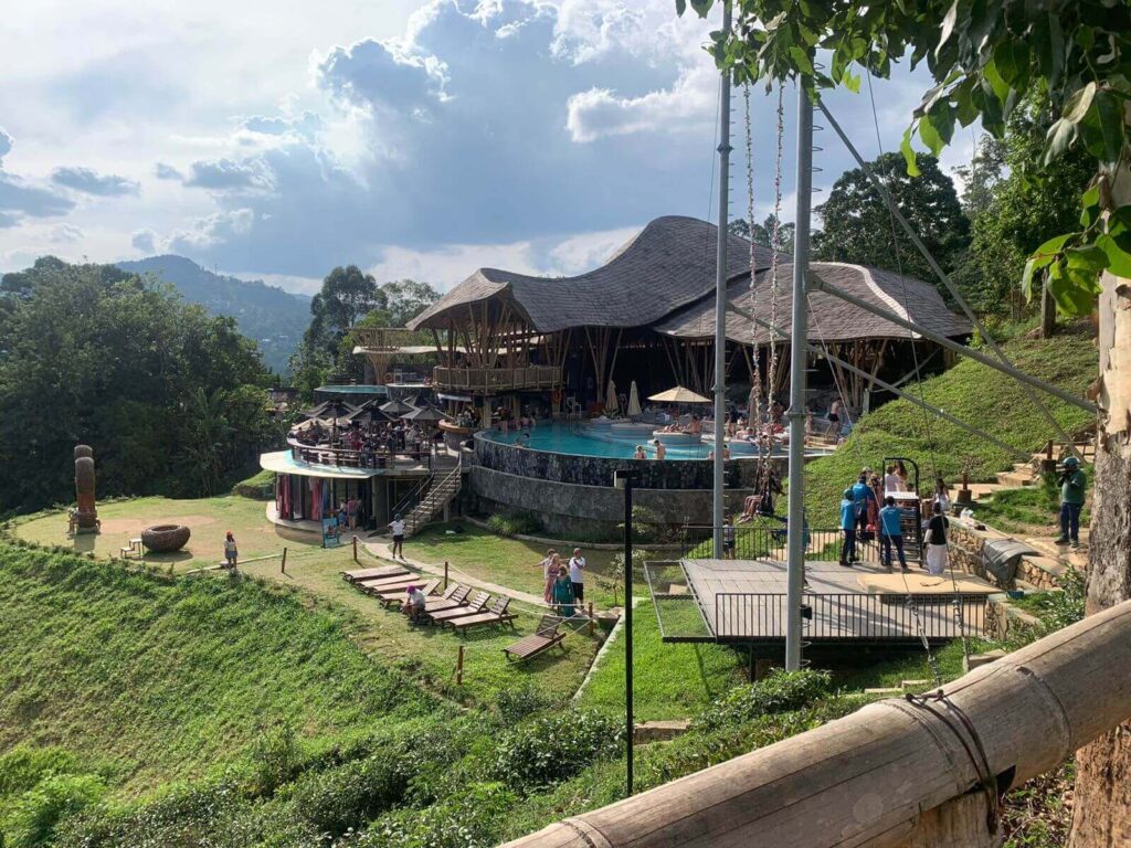 נהג מונית באזור אלה ובחופים הדרומיים