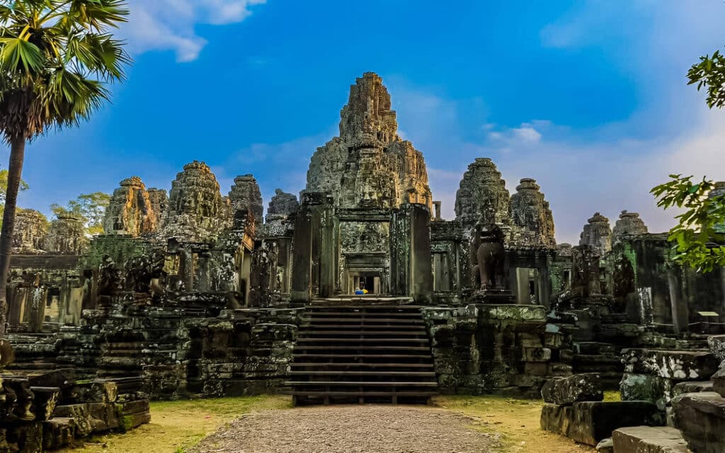 סיור עומק של 4 ימים: מקדשי אנגקור, בנטיי סריי ובנג מל