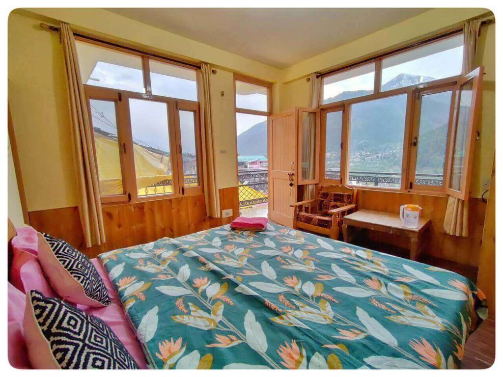 לינה בגסטהאוס אנצ׳נטד קוטג׳ בוושישט