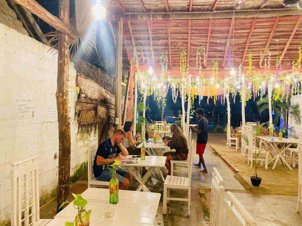 מסעדה באווירה ישראלית עם קריוקי בארוגם ביי