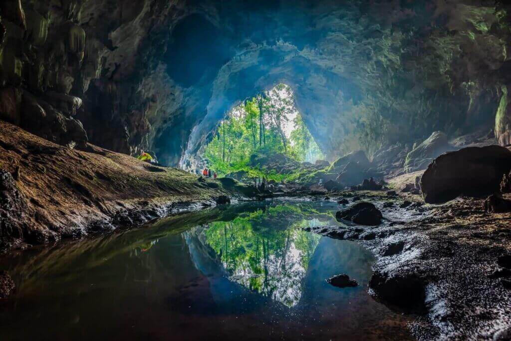 Hang Pygmy Exploration 2D1N
